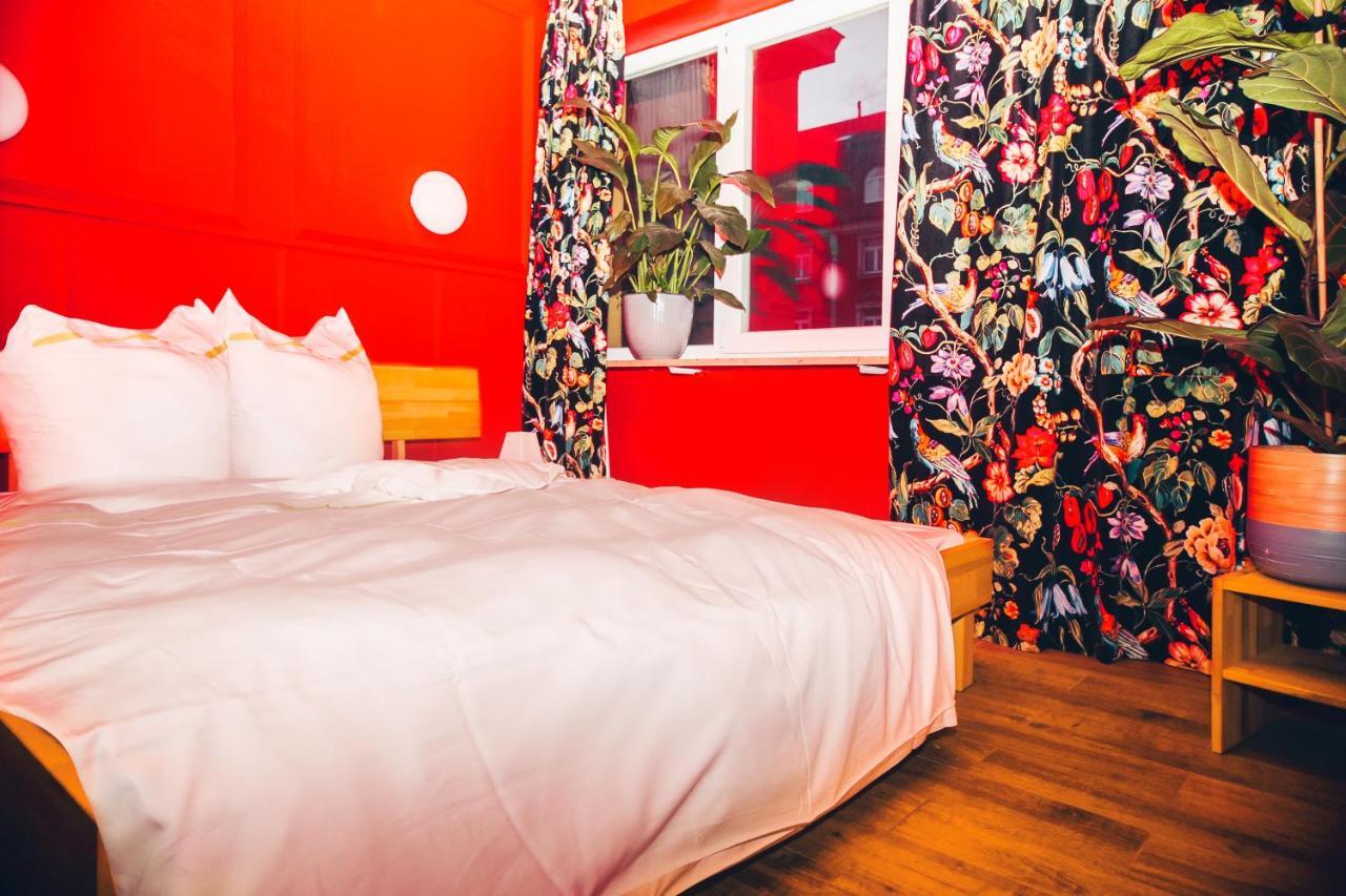 Happy End Hotel Мюнхен Экстерьер фото